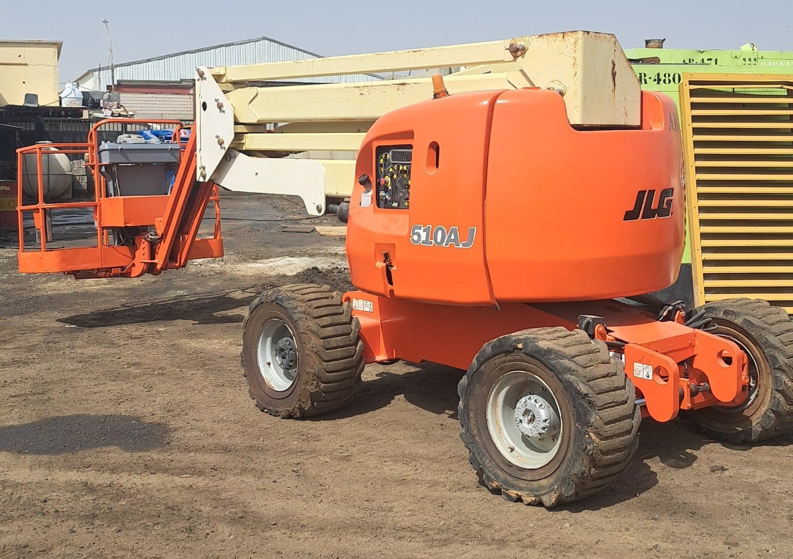 2209_ar-0255_jlg_articulated_manlift_16m-2
