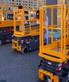 صورة اعلان : 🚧 تأجير سيزر لفت (رافعات مقصية) 🚧  نوفر لكم خدمة تأجير الرافعات المقصية (Scissor Lift) للمشاريع والمصانع والمستودعات وأعمال الصيانة والتركيب.  ✅ المقاسات المتوفرة: 8 متر | 10 متر | 12 متر | 14 متر | 16 متر | 18 متر | 20 متر  ✅ معدات حديثة وآمنة ✅ جاهزية وسرعة في التوفير ✅ إيجار يومي – أسبوعي – شهري ✅ أسعار منافسة وخدمة متميزة  مناسبة لأعمال: 🔹 الصيانة والتركيب 🔹 المستودعات والمصانع 🔹 المشاريع الإنشائية 🔹 أعمال الكهرباء والتكييف والواجهات  للحجز والاستفسار: 📞 0558742377 📱 واتساب: 0558742377