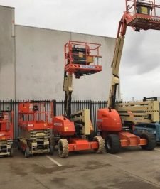 صورة اعلان : كهرباء سيزر لفت 12متر للإيجار الدمام / السعودية