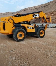 صورة اعلان : رافعه تلسكوبيه +فركلفت +بوم تراك +كرين +بوبكات وجميع  انواع المعدات الثقيله للايجار الشهري واليومي بجميع مناطق المملكة  0501412551