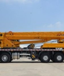 صورة اعلان : كرين 50 طن XCMG موديل 2024