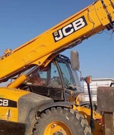 صورة اعلان : سيزر لفت مان لفت فوركلفت للايجار الدمام