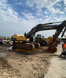 صورة اعلان : مقاولات عامة وتاجير معدات