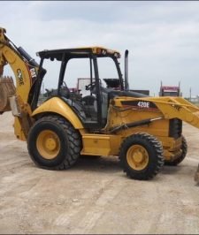 صورة اعلان : للايجار حفار كتربلر عرجاء