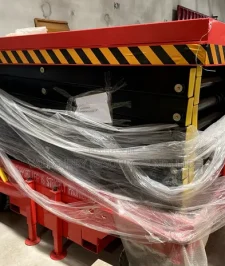 صورة اعلان : سيزرلفت للإيجار في الدمام | رافعات مقصية 8م–18م بأسعار قوية