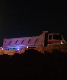 صورة اعلان : مؤسسة ايجار معدات الرياض يوجد لدينا قلابات سقوس للإيجار