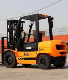 صورة اعلان : Forklift 16 Ton Rental Dammam
