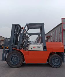 صورة اعلان : فوركلفت للإيجار رافعه شوكيه للإيجار