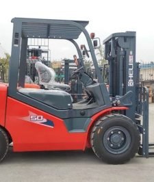 صورة اعلان : تأجير رافعات شوكية Forklift الدمام | سيزرلفت للإيجار الرياض _ جدة |