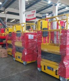 صورة اعلان : 3: Diesel Scissor Lift Rental for Construction Projects