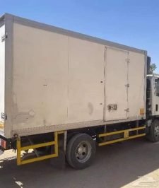 صورة اعلان : دينا نقل اثاث الي الجمعيه الخيريه بالرياض 0506439664