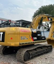 صورة اعلان : بوكلين 320D