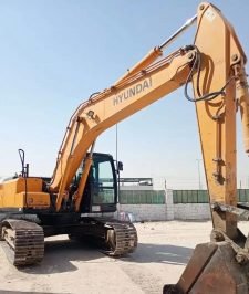 صورة اعلان : بوكلين هونداي HX220HD – 2024