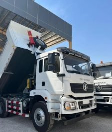 صورة اعلان : شاحنات شاكمان – SHACMAN – موديل 2024