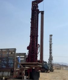 صورة اعلان : حفار ابار ارتوازيه اكبر حفارات المملكه