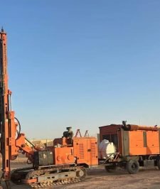 صورة اعلان : حفار ابار طاقة شمسيه DTH وإسناد