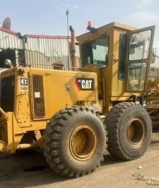 صورة اعلان : جريدر قريدر قريدل كريدر ورصاصة للإيجار