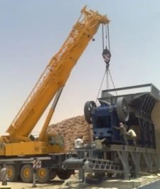 صورة اعلان : ورشه تصنيع و صيانه الكسارات الحجر