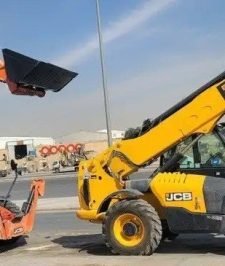 صورة اعلان : رافعات تلسكوبيه للايجار بوم لودر تلي هندر 17متر مديل 2016