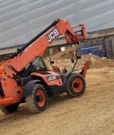 صورة اعلان : رافعات تلسكوبيه Jcbبوم لودر تلي هندر للايجار سفتي 17متر
