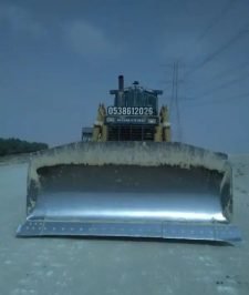 صورة اعلان : حفار كوماتسو بوكلين للأيجار