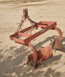 صورة اعلان : حراثه فنت 611 بكامل معداتها