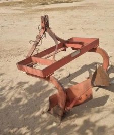 صورة اعلان : حراثه فنت 611 بكامل معداتها