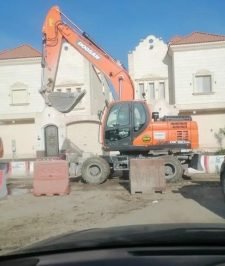 صورة اعلان : حفار كفرات للايجار