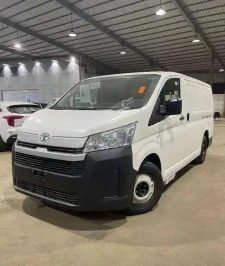 صورة اعلان : تويوتا هايس فان بضاعة 2025 – عروض الأقساط