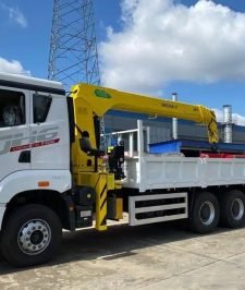 صورة اعلان : يتوفر لدينا شاحنات فاو بوم كرين 10 طن -12 طن مواصفات ارامكو الرياض قبل شهرين  T twt707 متابعة