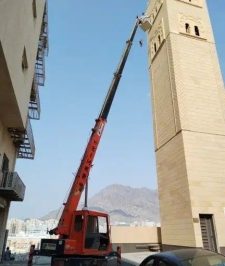 صورة اعلان : رافعه كرين رفع عمال ب الصندوق 7 طن0552901209