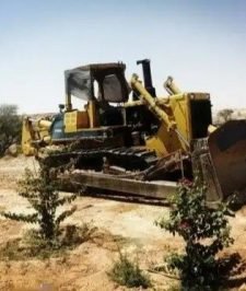 صورة اعلان : بلدوزر للإيجار متواجد الدمام الخبر الظهران الصناعي