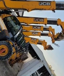 صورة اعلان : معدات ثقيله اجار شهري جميع أنحاء المملكة