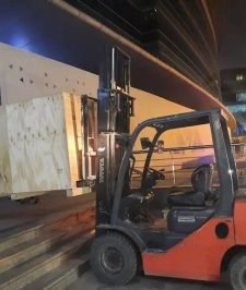 صورة اعلان : تاجير رافعه شوكيه فوركلفت forklift 2014