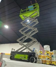 صورة اعلان : مان لفت سيزر لفت