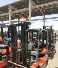 صورة اعلان : رافعة شوكية كهربائية طن ونصف