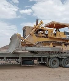 صورة اعلان : بلدوزرات للايجار وتسويت ارض مزرع و مخططات