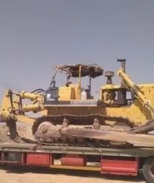 صورة اعلان : موجود بلدوزر للايحار