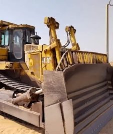 صورة اعلان : بلدوزر D9R للاجار القصيم