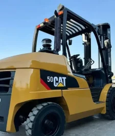 صورة اعلان : رافعات شوكية للايجار فوركلفت تحميل وتنزيل يومي شهري