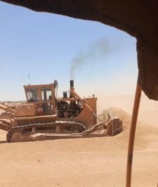 صورة اعلان : بلدوزرات للإيجار حايل