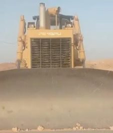 صورة اعلان : بلدوزر للأيجار