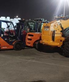 صورة اعلان : تاجير معدات ثقيله  بجميع انواعها واحجامها