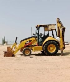 صورة اعلان : جي سي بي حفار