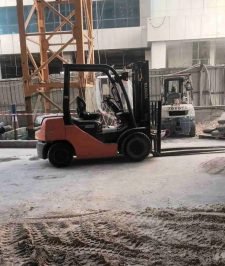 صورة اعلان : رافعات شوكيه كرينات ونش للايجار