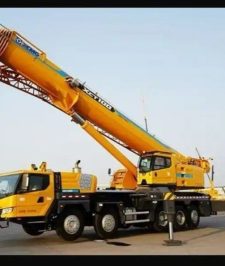 صورة اعلان : كرينات للإيجار. جميع الأحجام متوفرة.