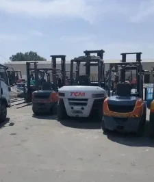 صورة اعلان : رافعه شوكيه مع سطحه Foorkleft سيزرات كرينات سطحة نقل سيارات