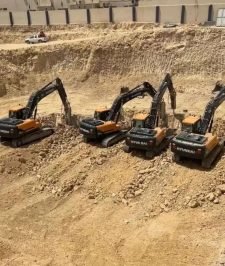 صورة اعلان : بوكلين حفار