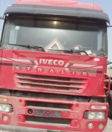 صورة اعلان : للبيع اربعه شاحنات افيكو مديل 2006 مع السطحات