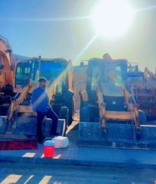 صورة اعلان : موجود 2 جي سي بي للايجار للتواصل